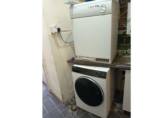 Well Established Dry Cleaners In Dagenham For Sale Photo 10