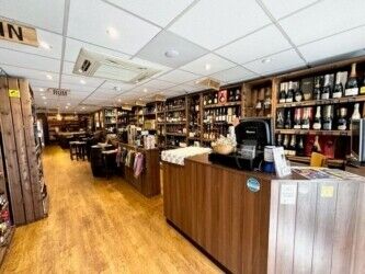 Leasehold Drinks Store & Bar Located In Bromsgrove Town Centre Photo 10