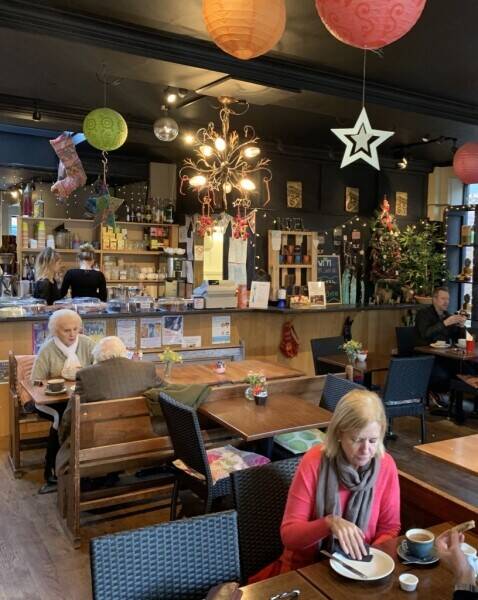 Busy Coffee Shop & Restaurant for Sale in Haslemere Surrey Photo 10