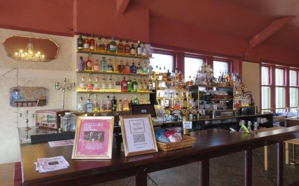Well-known, Very Popular Delicatessen/ Café and Vintage Cocktail Bar Business Photo 10