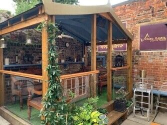 LINCOLNSHIRE - RECENTLY RENOVATED 2 STOREY TOWN CENTRE RESTAURANT Photo 10