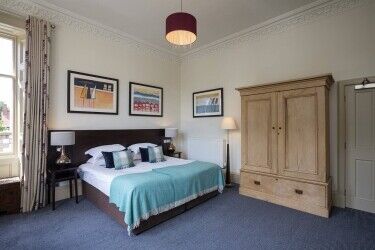 Superb 12-Bedroom 4 -Star Boutique Hotel in heart of Scotland’s Golf Coast Photo 10