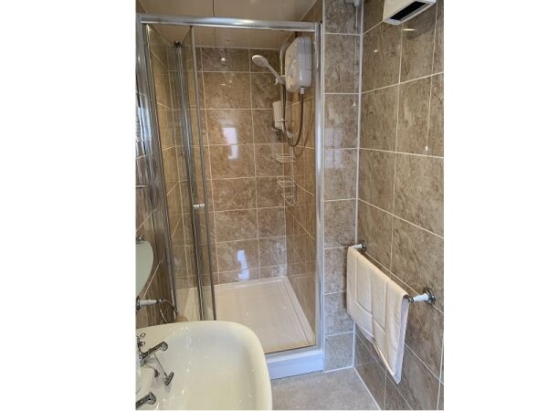 Well presented Guest House in Skegness for sale Photo 10