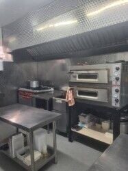 Italian takeaway and pizzeria for sale in Bury