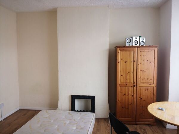 Investment Property / A3 Licence / Fish & Chip + Accommodation Photo 10