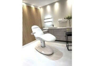 Highly rated beauty and aesthetics clinic Photo 10