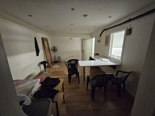 Highly rated Laundry service business for sale Photo 10