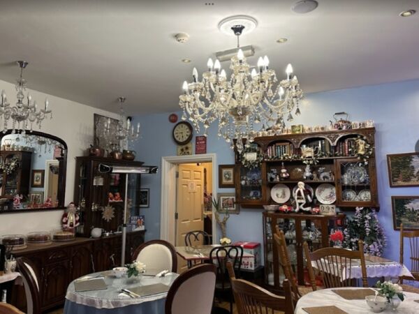 Tea Room And Cocktail Bar For Sale Photo 10