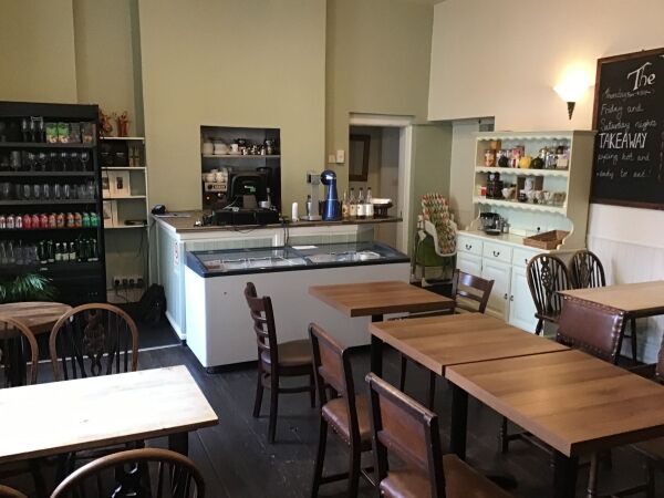 ATTRACTIVE COFFEE SHOP, BISTRO, CAFE in AFFLUENT MONMOUTHSHIRE TOWN Photo 10