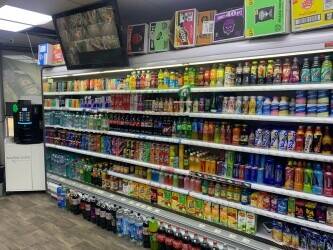 Off-licence & Convenience Store Photo 10