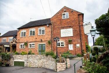 DERBYSHIRE - 7 EN SUITE BEDROOM VILLAGE PUB AND RESTAURANT Photo 10