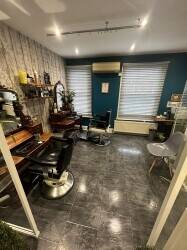Hair salon & barbers for sale Photo 10