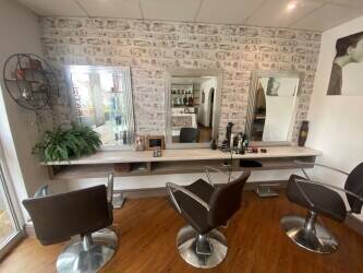 Established Hairdressing Salon in Tilehurst, Reading. Scope for Beauty and Nails Photo 10