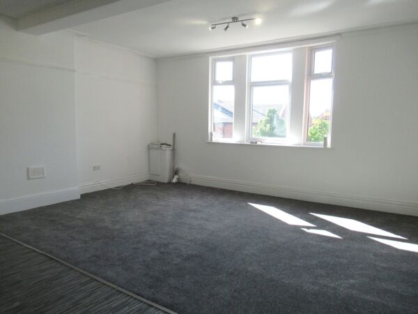 HIGH TURNOVER FREEHOLD CONVENIENCE STORE - WIRRAL Photo 10