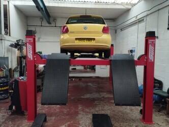 MOT Centre & Vehicle Repairs For Sale in Northampton Photo 11