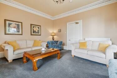 Highly desirable self catering property in Pitlochry Perthshire Photo 11