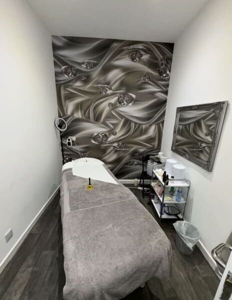 Hair and Beauty Salon with Barber Shop and Sun Beds, Inverness Photo 10