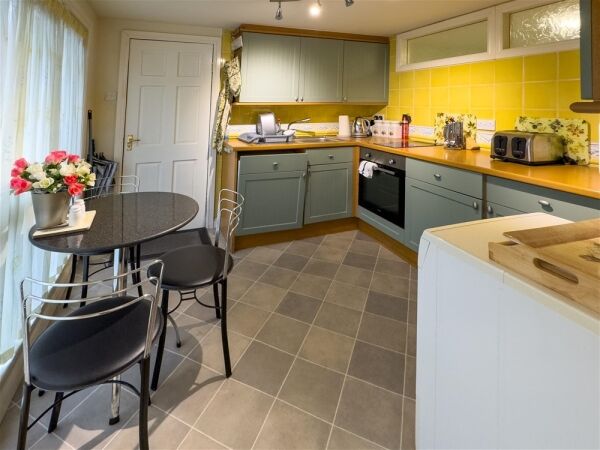 Hotels For Sale in Dronfield Photo 10