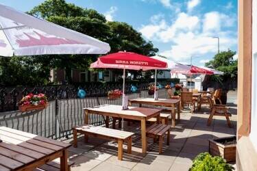 Charming Hotel Located in East Lothian - For Sale Photo 10