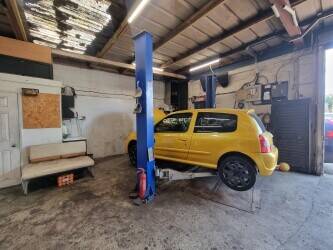 Workshop garage facility Photo 11