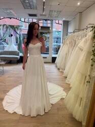 Award Winning Bridal Boutique in the heart of West Yorkshire Pontefract Photo 10