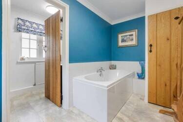 An Idyllic Holiday Cottage Complex, set in stunning Grounds
