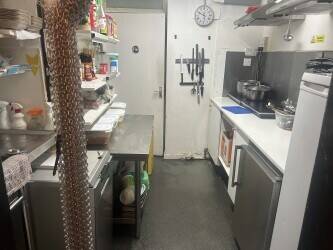 Small quirky street food and bar buisness in Brixham