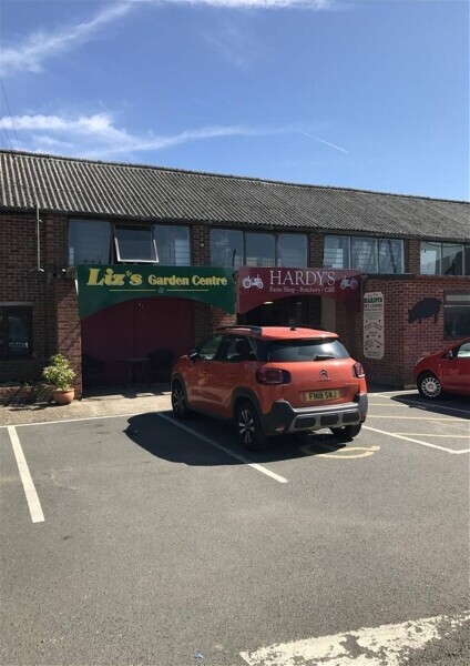 STUNNING LICENSED VILLAGE FARM SHOP/BUTCHERS & DELI WITH IN-HOUSE CAFE NEAR NEWARK Photo 10