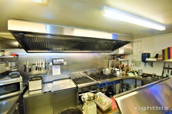 Well Presented Restaurant, Kirkwall, Orkney (ref. 1179) Photo 11