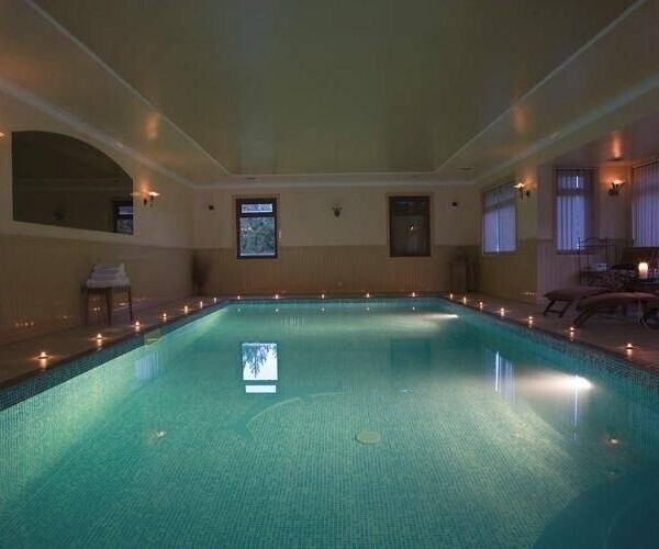 Luxury Self Catering Accommodation Photo 11