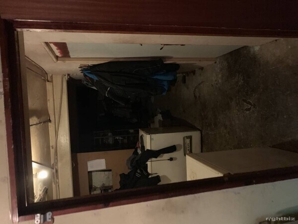 We have a very good location pizza takeaway with a two oven and also it has another kitchen Photo 11