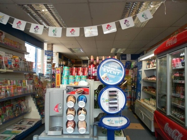 Leasehold Newsagents and Off-Licence Located In Warwick Photo 11