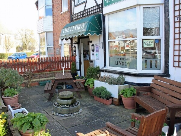 LINCOLNSHIRE COAST - ESTABLISHED PROFIT MAKING 8 BEDROOM GUESTHOUSE Photo 11
