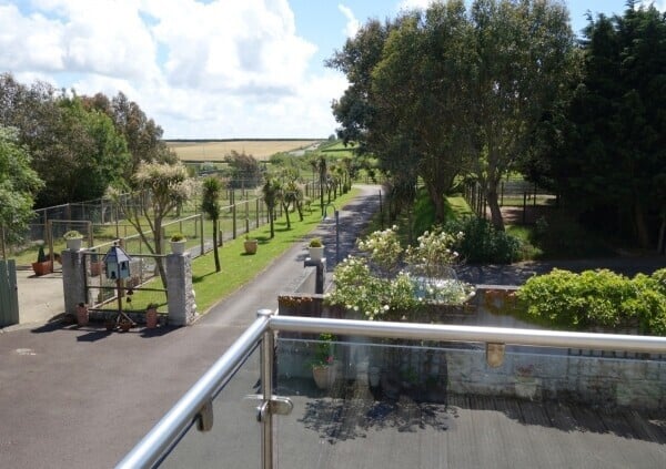 Family Home & Boarding Kennels Licensed For 60 Photo 11