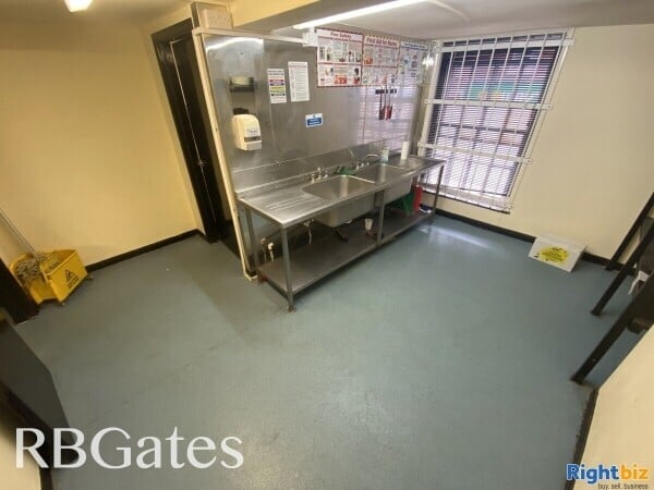 Freehold Property - Fried Chicken Business For Sale 20AB255 Photo 11