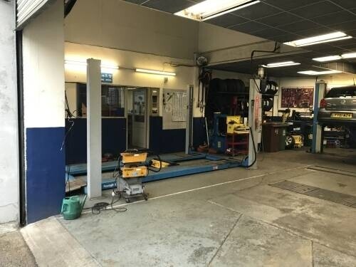 MOT Test Station- Gwynedd Photo 11