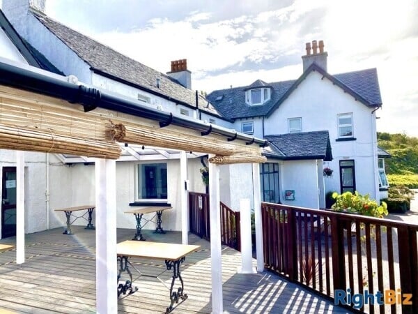 Highly Attractive 13-Bedroom Hotel Situated in Arisaig Photo 11