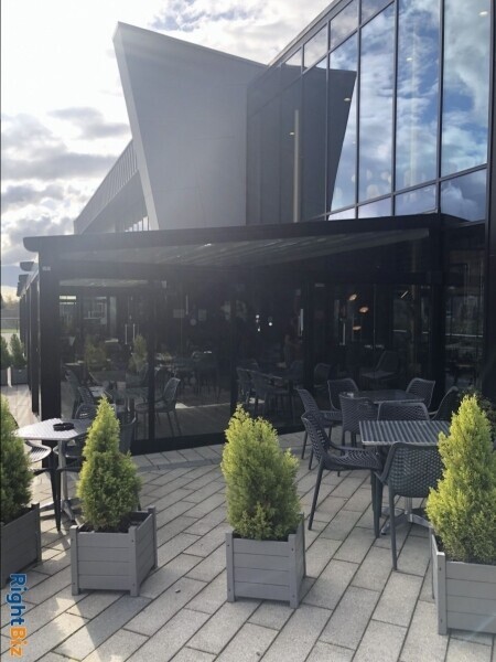 Thriving turnkey business in a stunning state of the art complex with other restaurants Photo 11