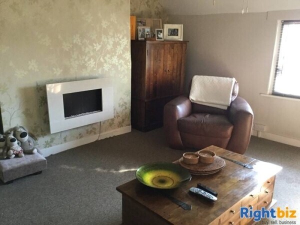 Well established fish restaurant for sale. Photo 11