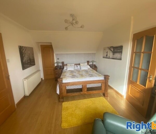 20 Year Established Cattery and Stunning Extensive Family Home Photo 11