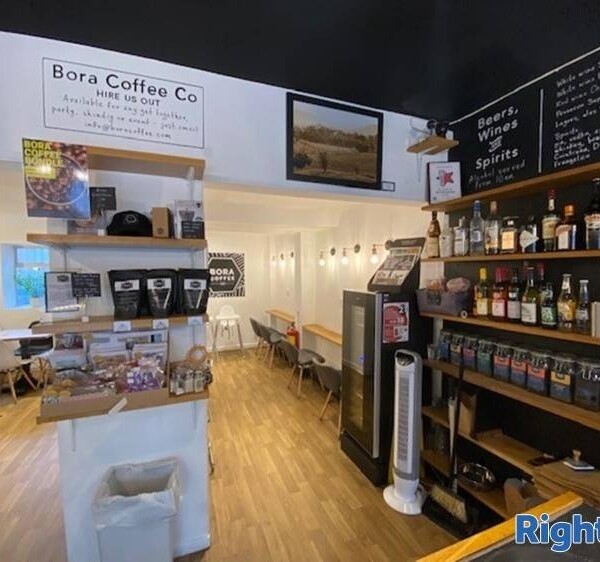 Leasehold Independent Coffee Shop Located In Shirley Photo 11