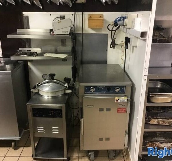Well Established Restaurant For Sale Photo 11