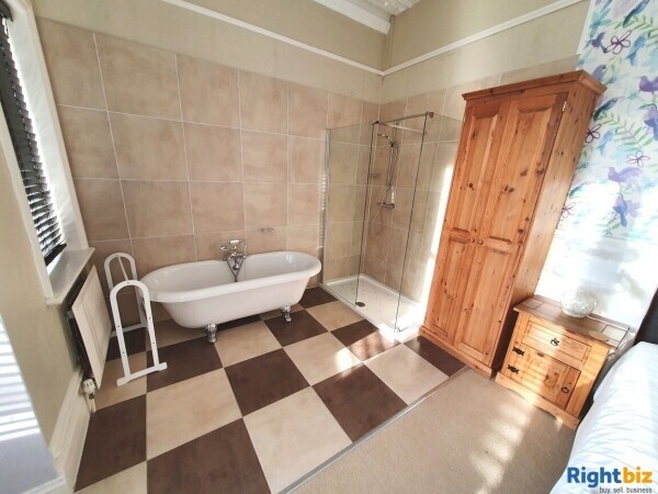 STUNNING DETACHED HOTEL WITH 20 EN-SUITE BEDROOMS – DINING ROOM Photo 11