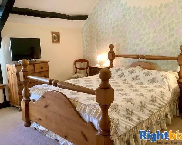 Thatched Guest House + Separate Family Home in the grounds - Sidmouth, Devon Photo 11