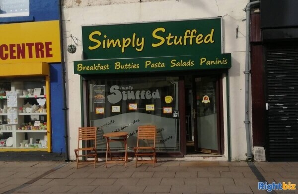 Busy Breakfast / Sandwich Shop in Atherton Photo 10