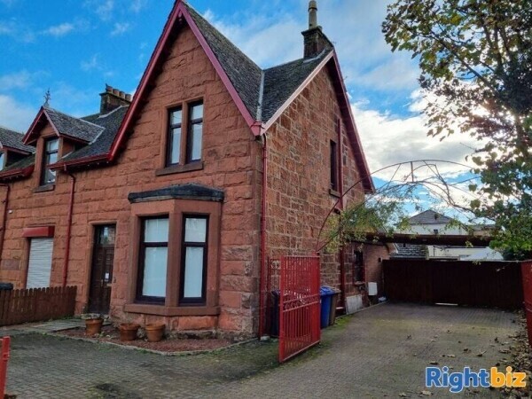Convenience Store, Fish & Chip Shop, Bed & Breakfast and large family home in Loch Lomond Photo 11
