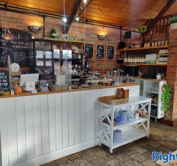Licensed Café & Coffee Shop Located In Wootton Wawen Photo 11