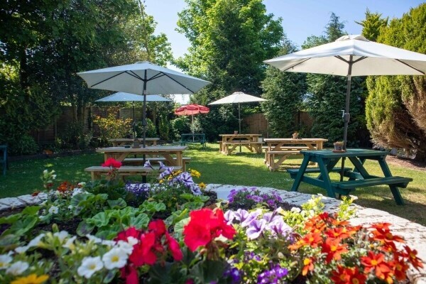 KENT - FREE-OF-TIE PUB TO LET IN AFFLUENT LOCATION Photo 11