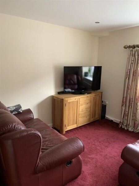 Family-Run Rod and Gun Business and Two-Bedroom Apartment in Telford Photo 11