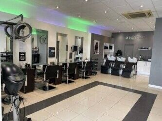 HIGH QUALITY, ESTABLISHED SALON GERRARDS CROSS BUCKINGHAMSHIRE Photo 11